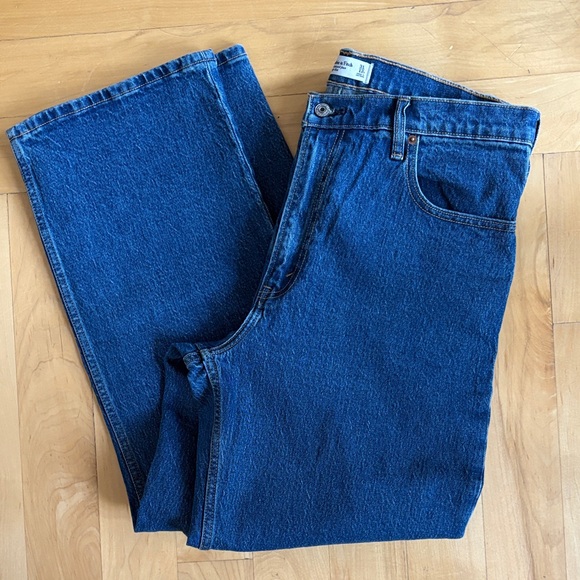 Abercrombie & Fitch High Rise Blue Jeans- Brand new - Picture 4 of 5